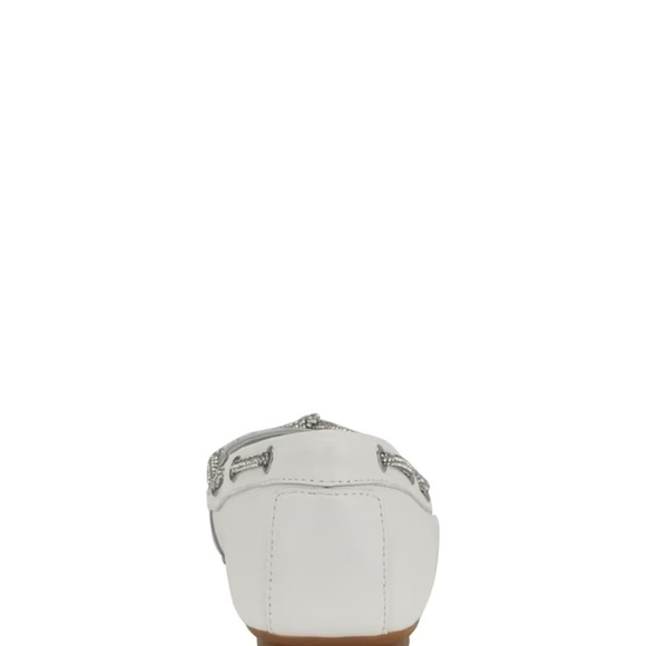 New! GUESS Women's Lavonta Rhinestone Lace Tailored Boat Shoes - Picture 3 of 5